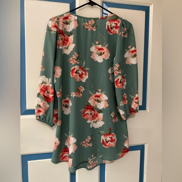 Cool Melon Size Medium Lt Weight Floral Tunic Adjustable Elastic Sleeves EUC - Picture 9 of 11